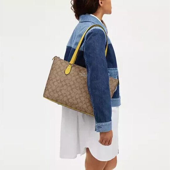 Coach Gallery Tote In Signature Canvas Retro Yellow CH504 NWT - Picture 2 of 13